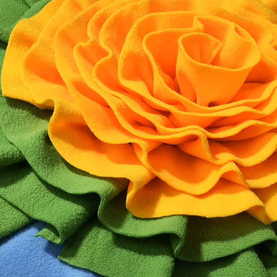 Собака нюхает тренировочный коврик для запаха, одеяло для активности, коврик для кормления, собачья еда, одеяло для домашних животных, игрушка